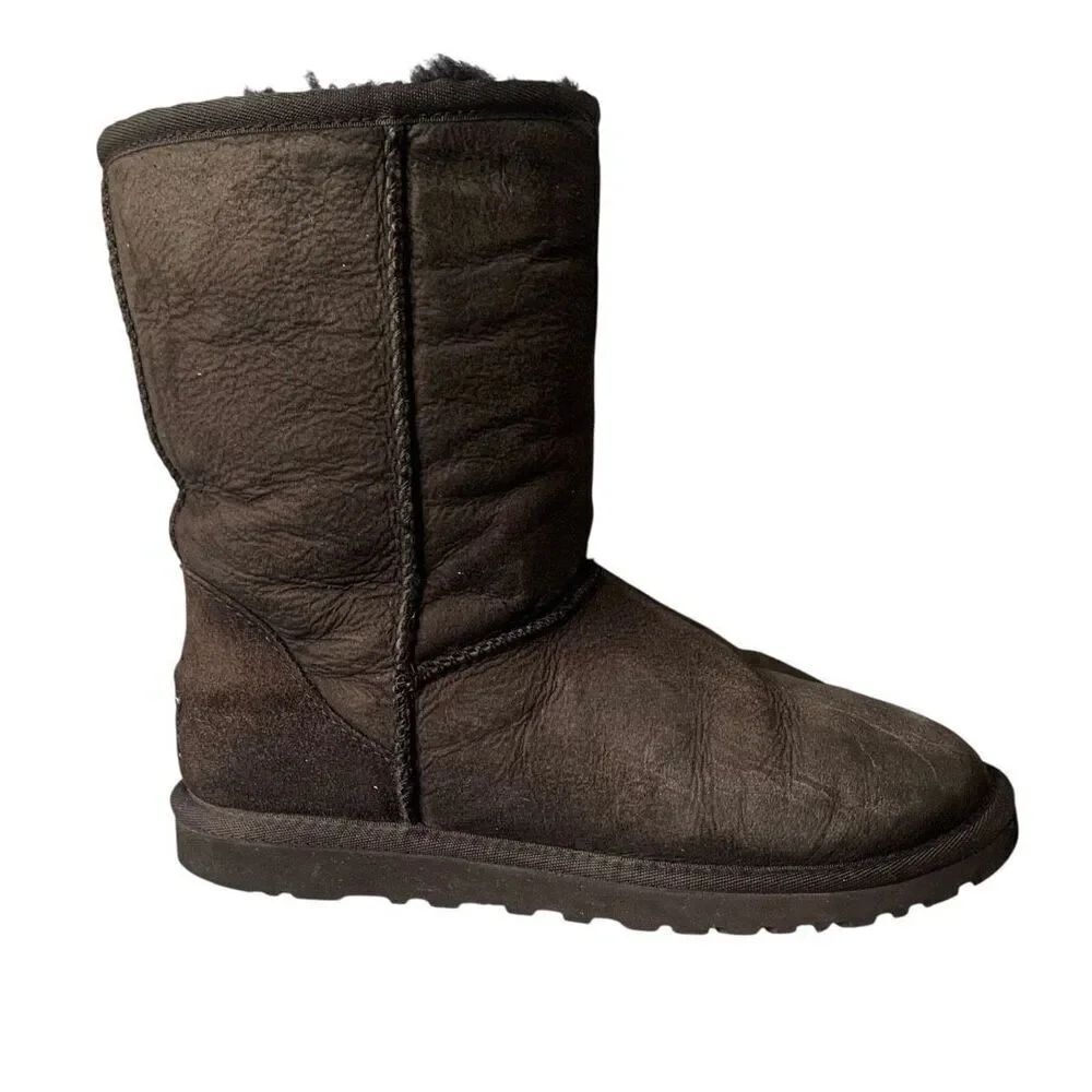 UGG Classic Short black Suede Shearling Sheepskin Boots womens 6
